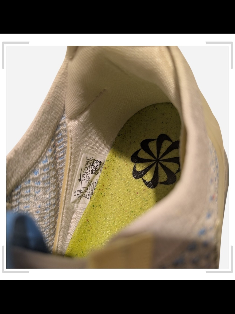 Pre-owned Nike Men's Knit Running Shoes in Beige and Yellow - Picture 5 of 5
